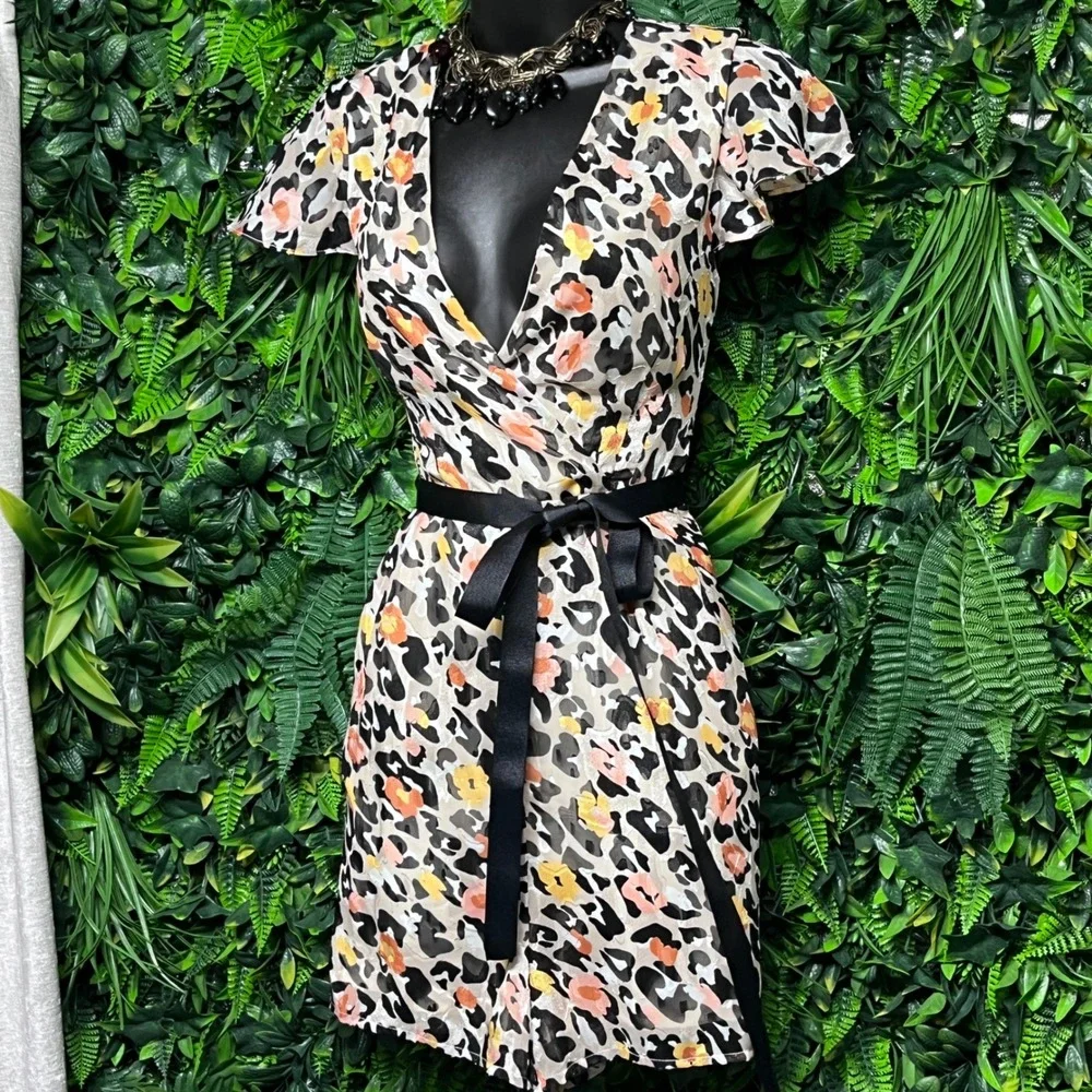 Hutch Romper Shorts Size 8 Tan Leopard Print Jumpsuit Short Sleeve Belted 3288 - Picture 6 of 9